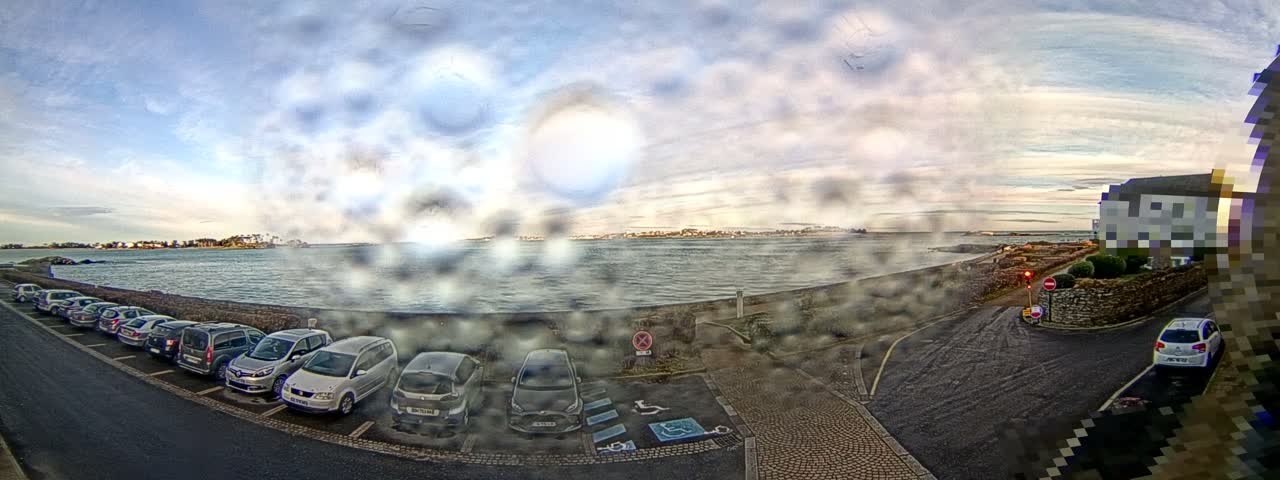 Ile de Batz Island View from Roscoff Live Cam - 	Morlaix, 	Finistère, 	Bretagne, France