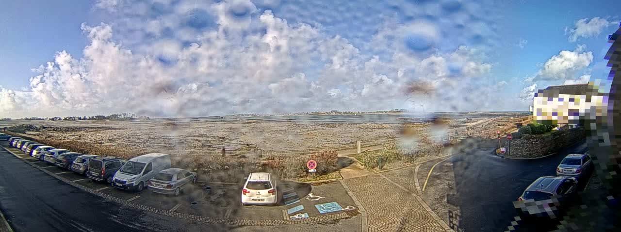 Ile de Batz Island View from Roscoff Live Cam - 	Morlaix, 	Finistère, 	Bretagne, France