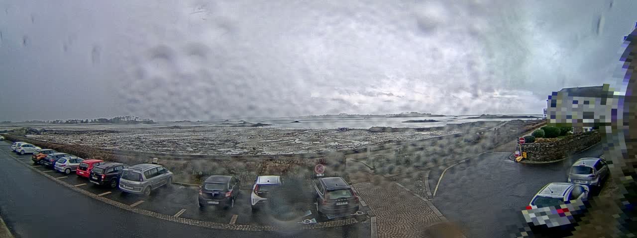 Ile de Batz Island View from Roscoff Live Cam - 	Morlaix, 	Finistère, 	Bretagne, France