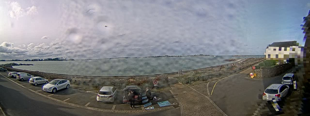 Ile de Batz Island View from Roscoff Live Cam - 	Morlaix, 	Finistère, 	Bretagne, France