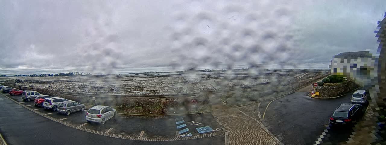 Ile de Batz Island View from Roscoff Live Cam - 	Morlaix, 	Finistère, 	Bretagne, France