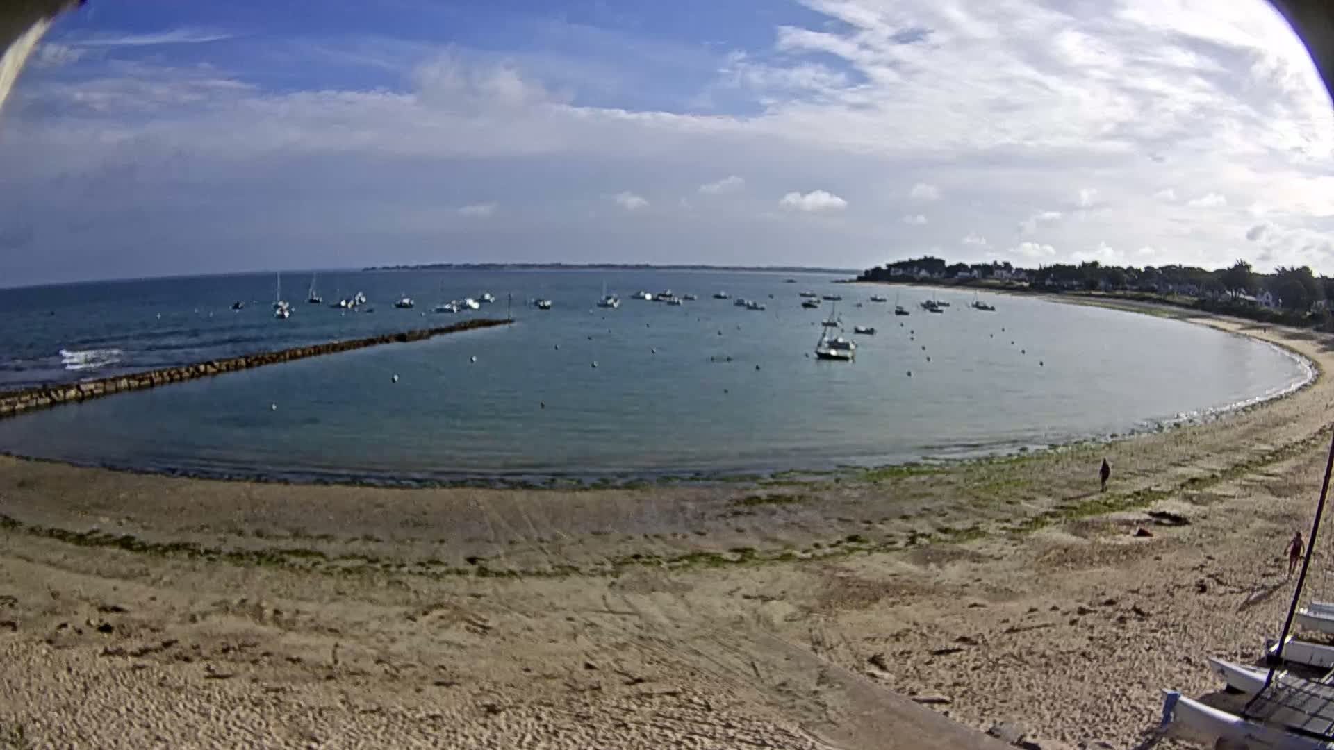  Mesquer , Plage de Lanseria Beach Live Cam - Saint-Nazaire, Loire-Atlantique, Pays de la Loire, France
