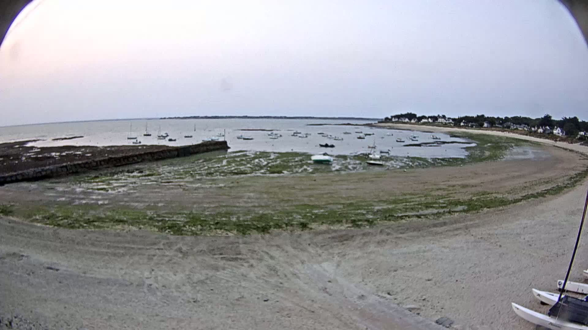  Mesquer , Plage de Lanseria Beach Live Cam - Saint-Nazaire, Loire-Atlantique, Pays de la Loire, France