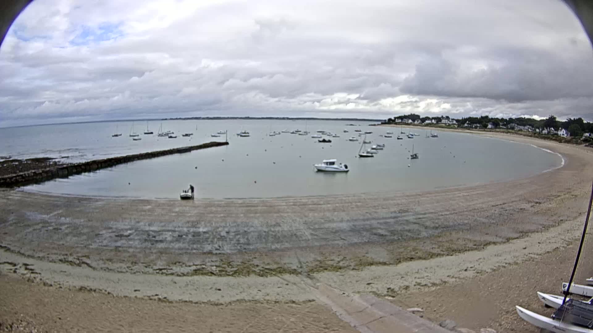  Mesquer , Plage de Lanseria Beach Live Cam - Saint-Nazaire, Loire-Atlantique, Pays de la Loire, France