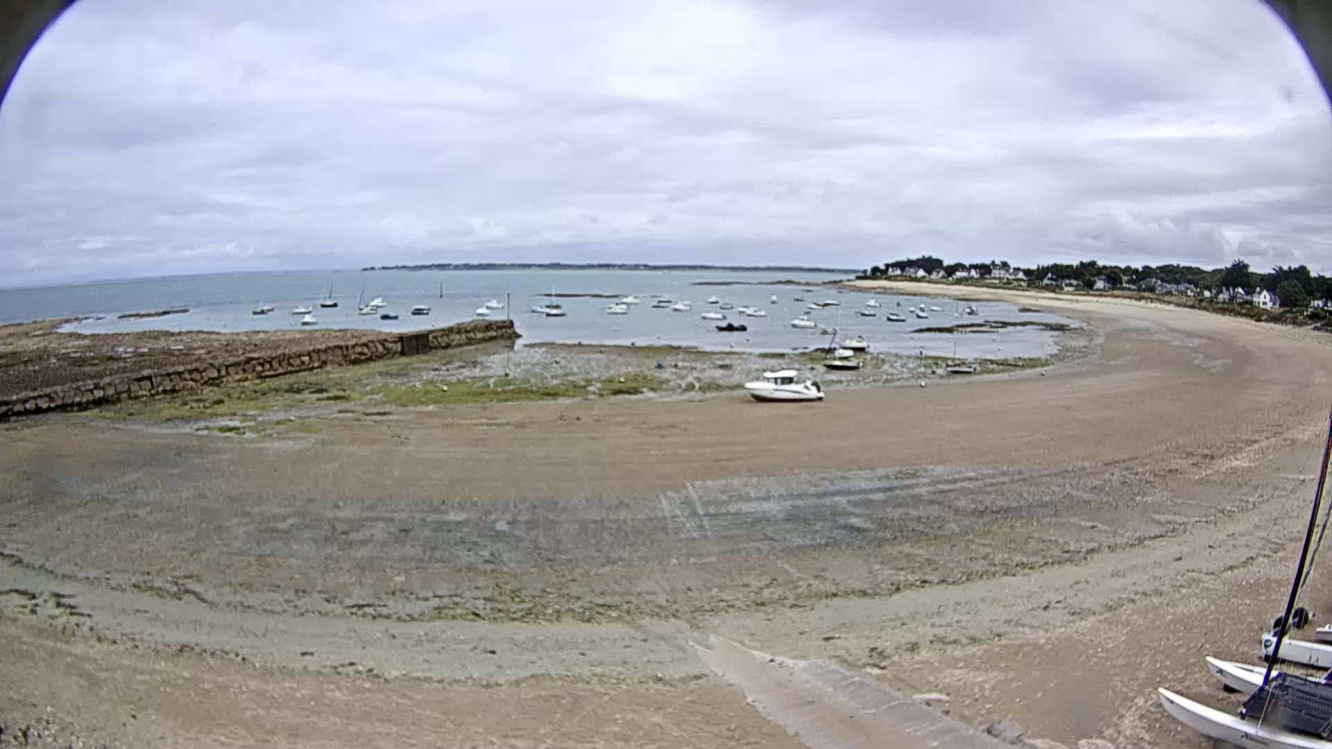  Mesquer , Plage de Lanseria Beach Live Cam - Saint-Nazaire, Loire-Atlantique, Pays de la Loire, France