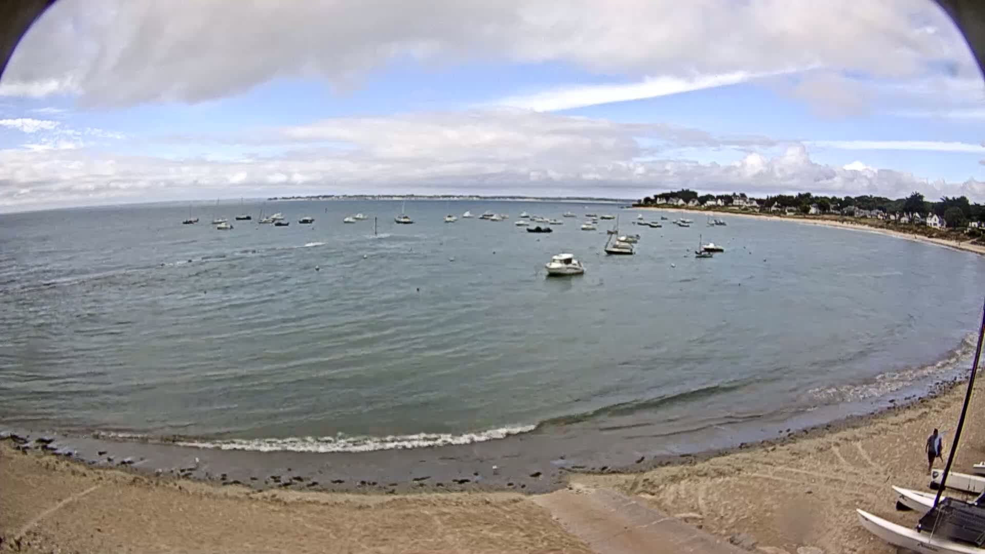  Mesquer , Plage de Lanseria Beach Live Cam - Saint-Nazaire, Loire-Atlantique, Pays de la Loire, France