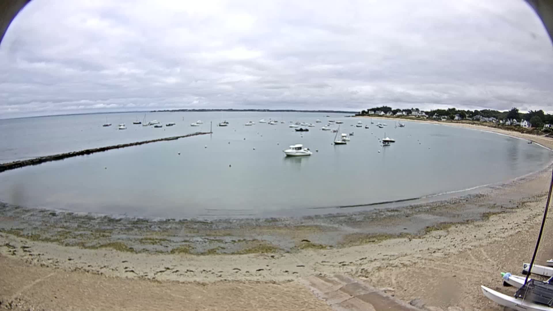  Mesquer , Plage de Lanseria Beach Live Cam - Saint-Nazaire, Loire-Atlantique, Pays de la Loire, France