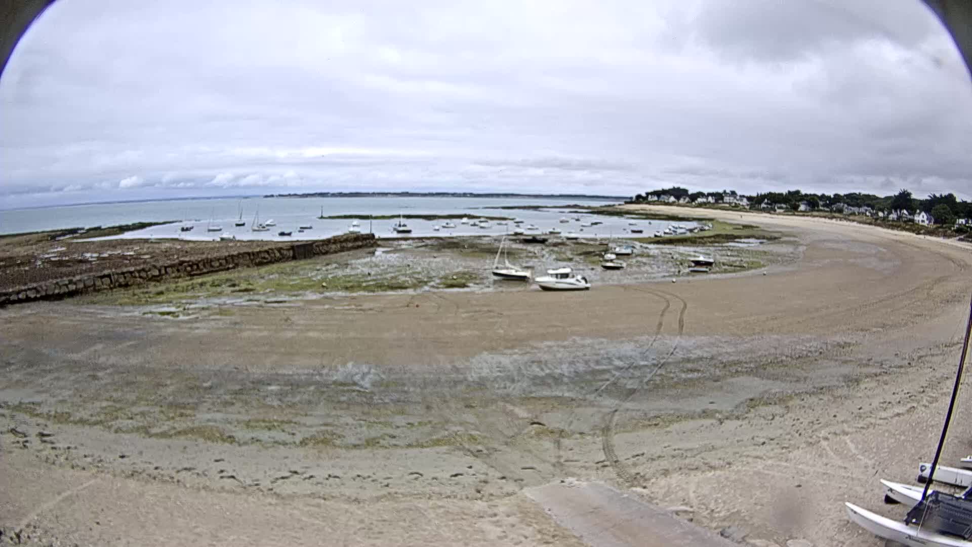 Mesquer , Plage de Lanseria Beach Live Cam - Saint-Nazaire, Loire-Atlantique, Pays de la Loire, France