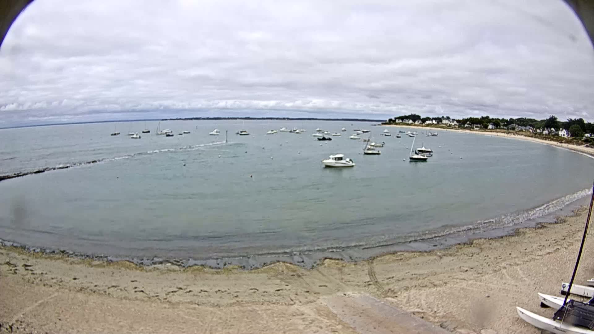  Mesquer , Plage de Lanseria Beach Live Cam - Saint-Nazaire, Loire-Atlantique, Pays de la Loire, France
