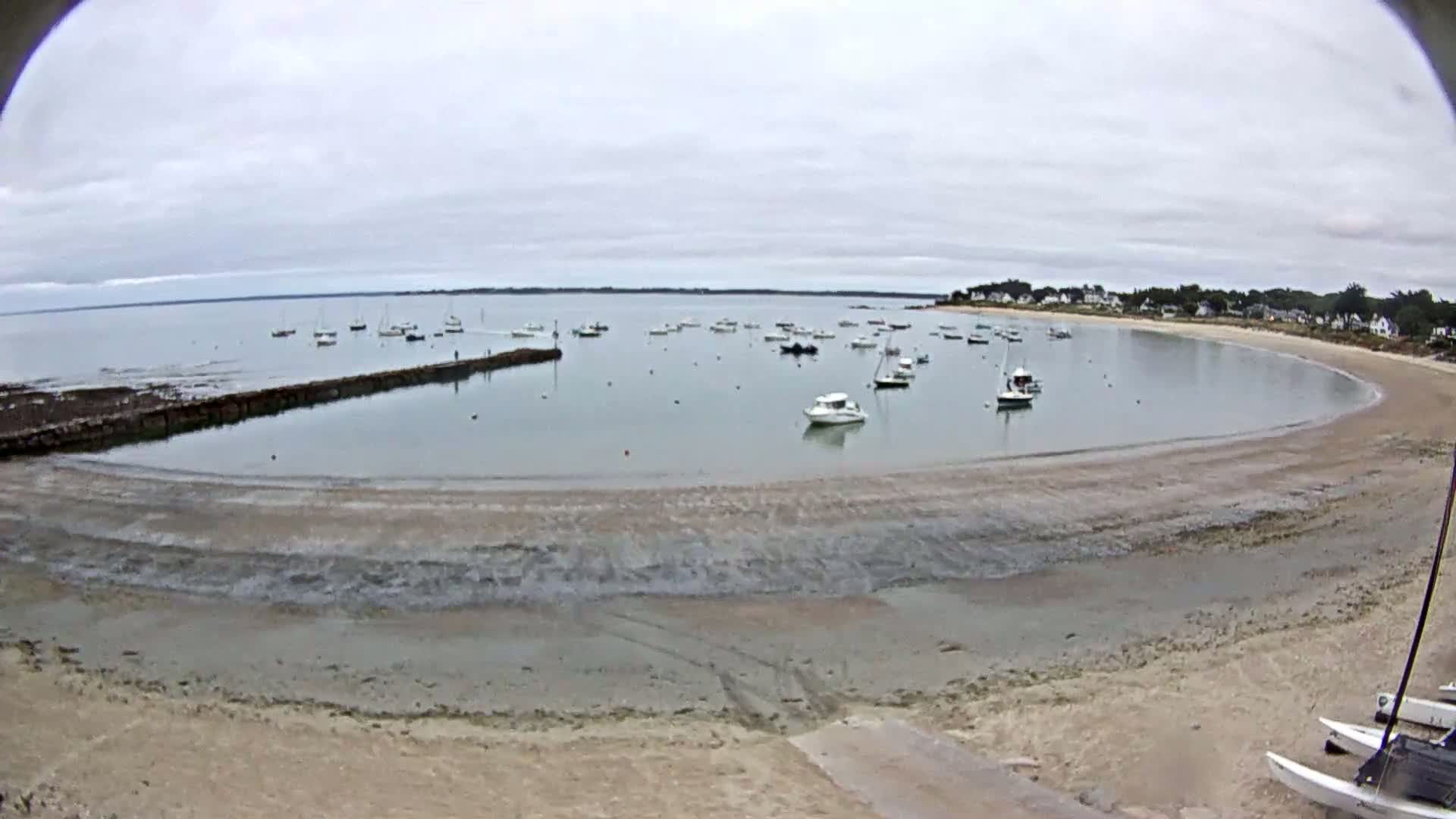  Mesquer , Plage de Lanseria Beach Live Cam - Saint-Nazaire, Loire-Atlantique, Pays de la Loire, France