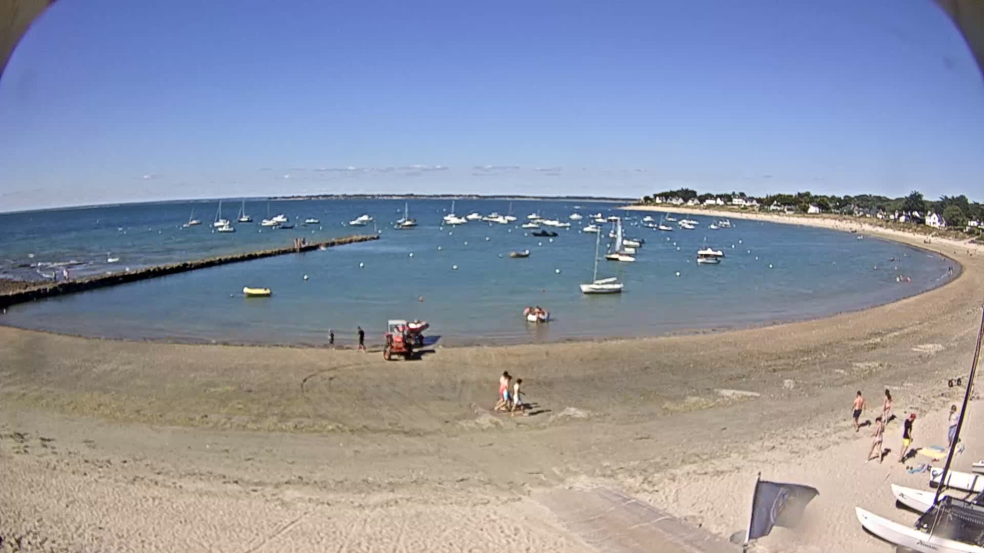  Mesquer , Plage de Lanseria Beach Live Cam - Saint-Nazaire, Loire-Atlantique, Pays de la Loire, France