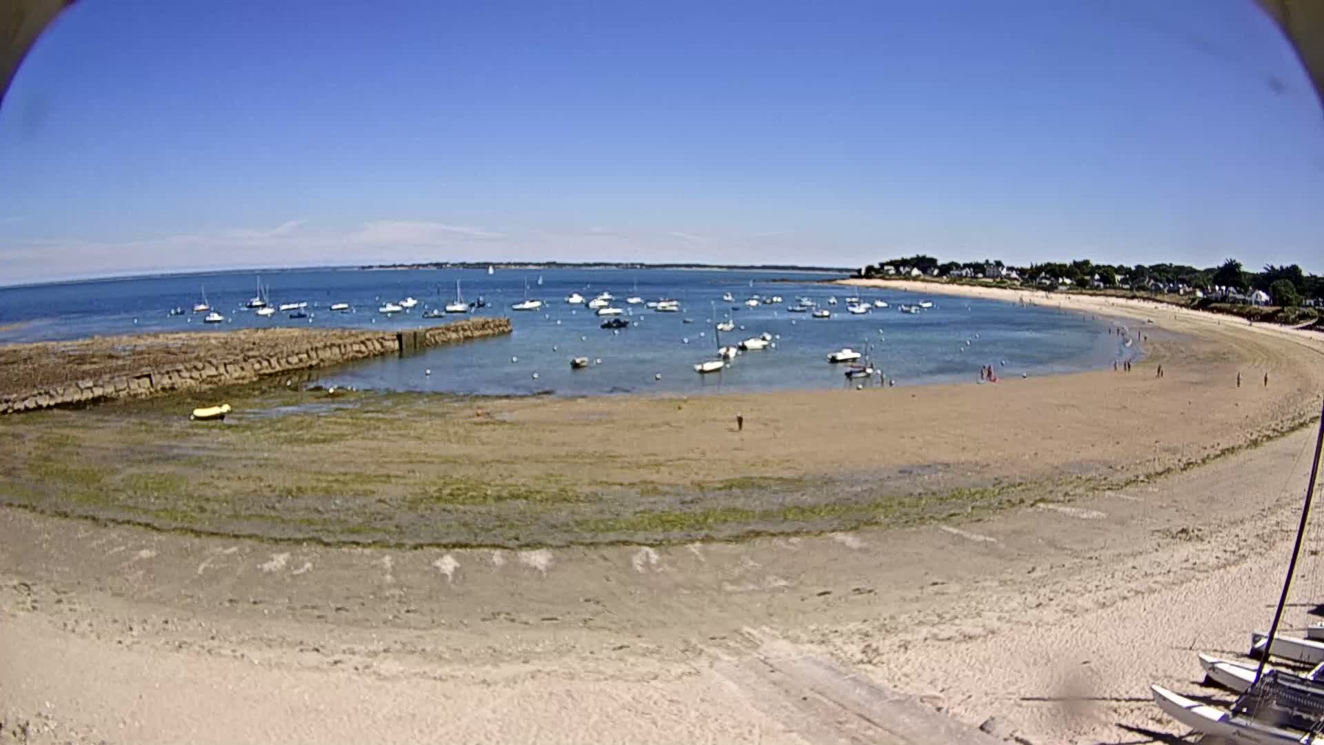  Mesquer , Plage de Lanseria Beach Live Cam - Saint-Nazaire, Loire-Atlantique, Pays de la Loire, France