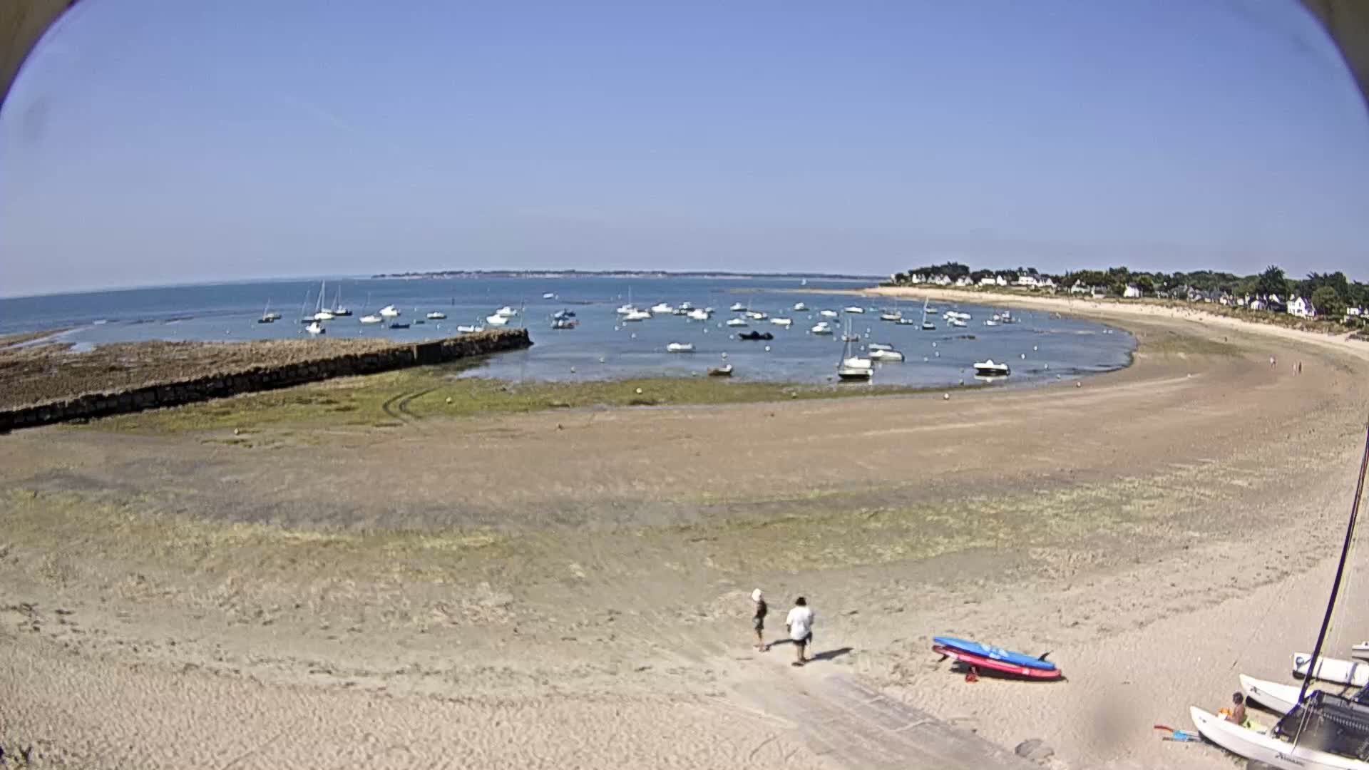  Mesquer , Plage de Lanseria Beach Live Cam - Saint-Nazaire, Loire-Atlantique, Pays de la Loire, France