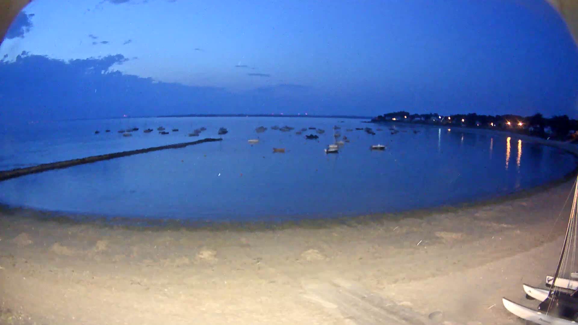  Mesquer , Plage de Lanseria Beach Live Cam - Saint-Nazaire, Loire-Atlantique, Pays de la Loire, France