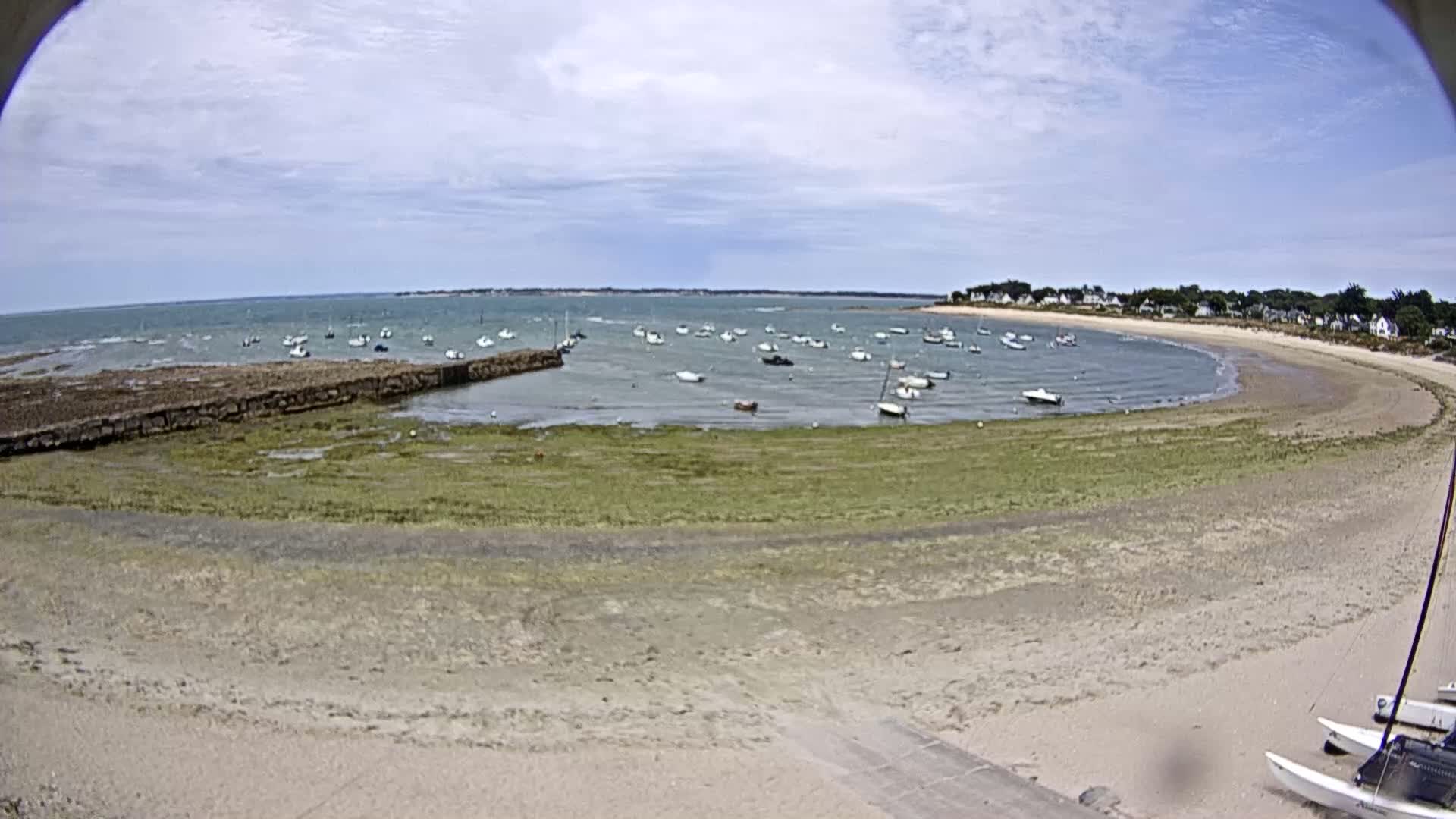  Mesquer , Plage de Lanseria Beach Live Cam - Saint-Nazaire, Loire-Atlantique, Pays de la Loire, France