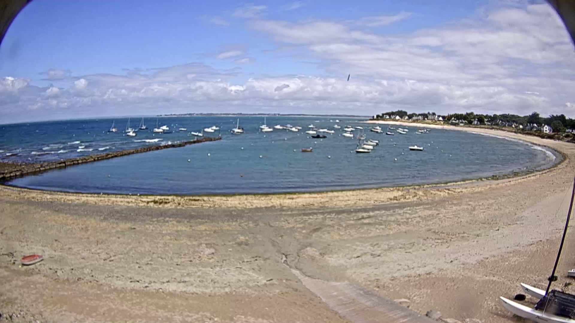 Mesquer , Plage de Lanseria Beach Live Cam - Saint-Nazaire, Loire-Atlantique, Pays de la Loire, France
