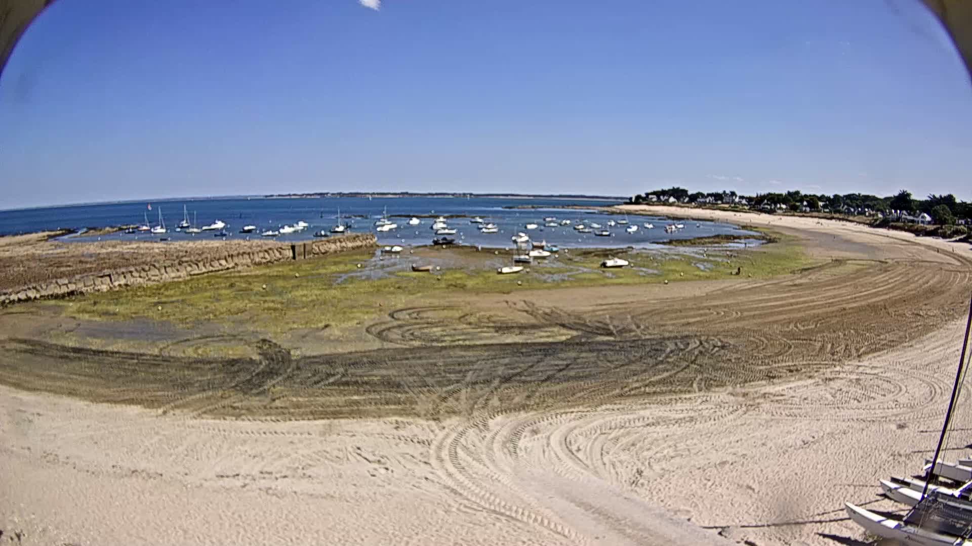  Mesquer , Plage de Lanseria Beach Live Cam - Saint-Nazaire, Loire-Atlantique, Pays de la Loire, France