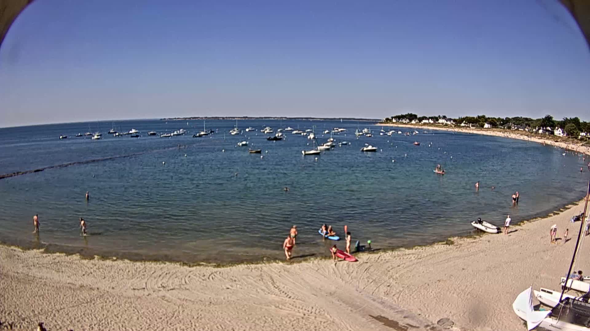  Mesquer , Plage de Lanseria Beach Live Cam - Saint-Nazaire, Loire-Atlantique, Pays de la Loire, France