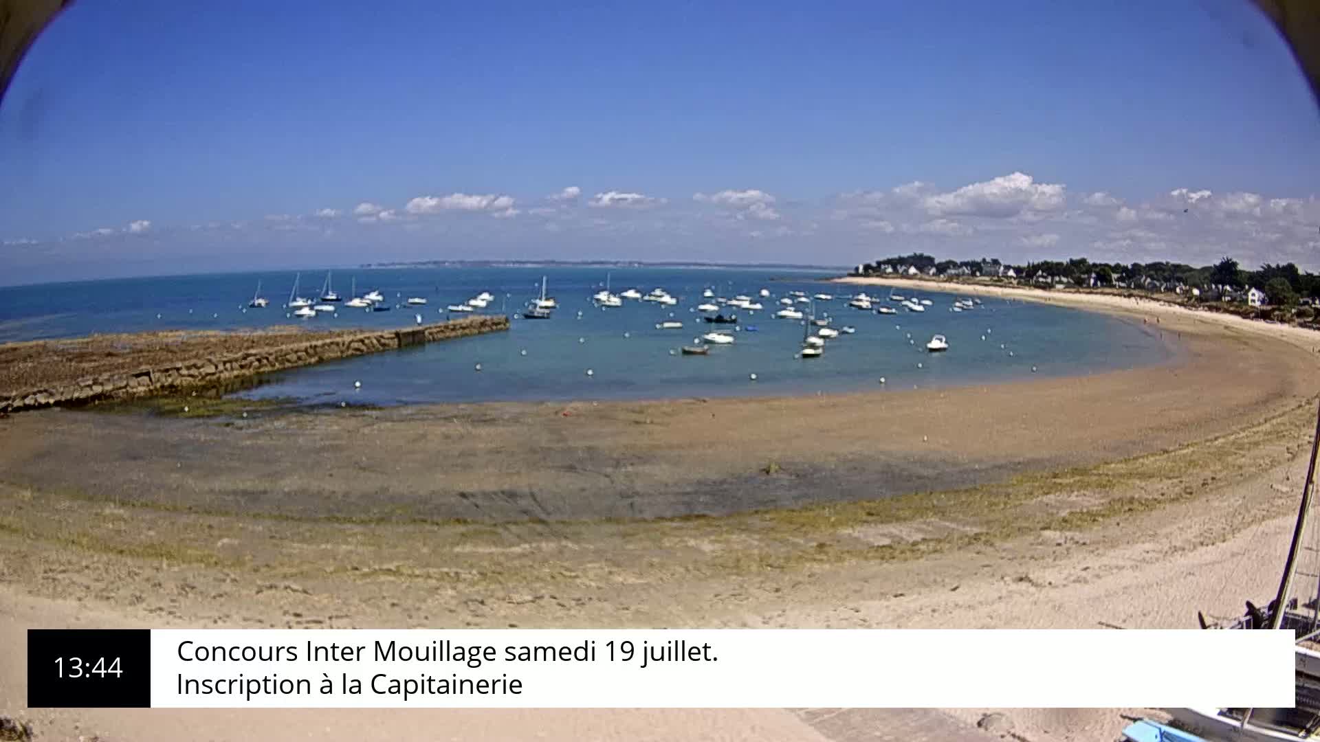  Mesquer , Plage de Lanseria Beach Live Cam - Saint-Nazaire, Loire-Atlantique, Pays de la Loire, France