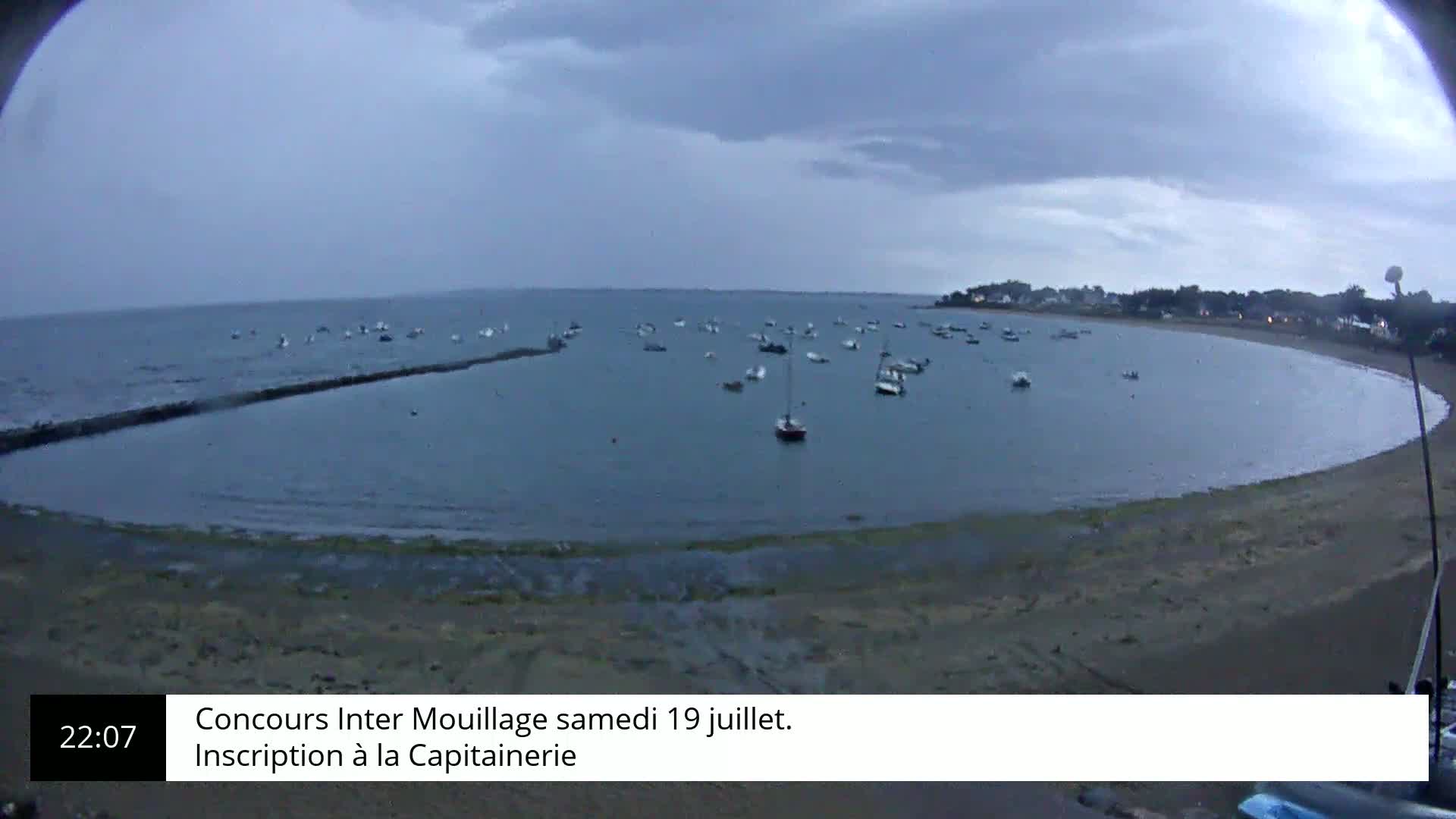  Mesquer , Plage de Lanseria Beach Live Cam - Saint-Nazaire, Loire-Atlantique, Pays de la Loire, France
