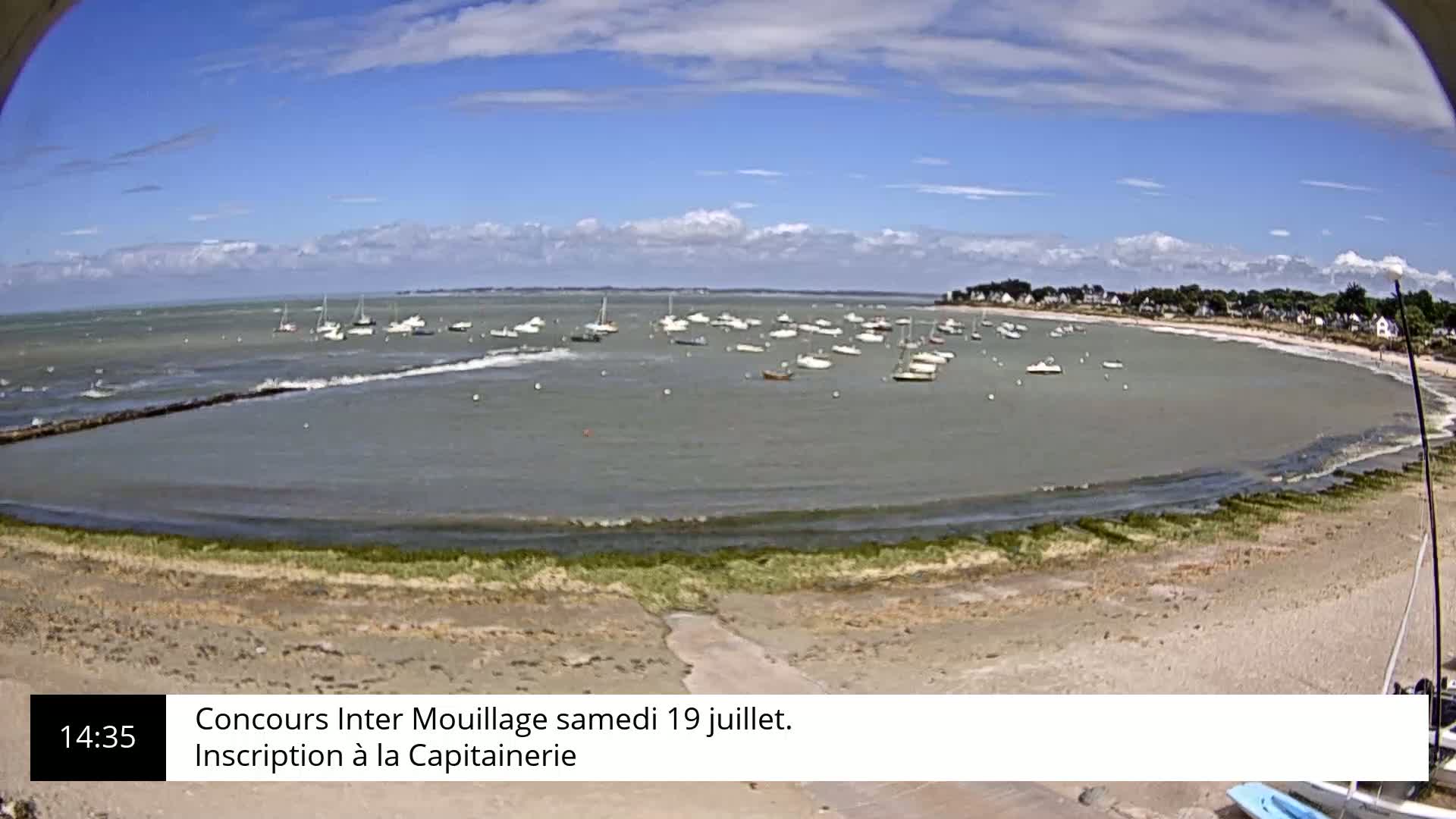  Mesquer , Plage de Lanseria Beach Live Cam - Saint-Nazaire, Loire-Atlantique, Pays de la Loire, France