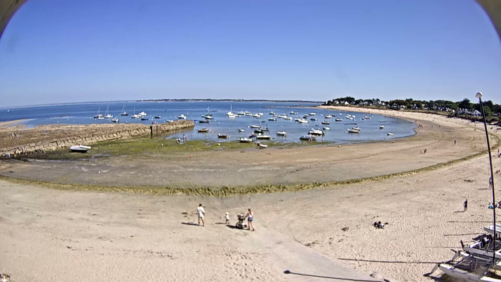  Mesquer , Plage de Lanseria Beach Live Cam - Saint-Nazaire, Loire-Atlantique, Pays de la Loire, France