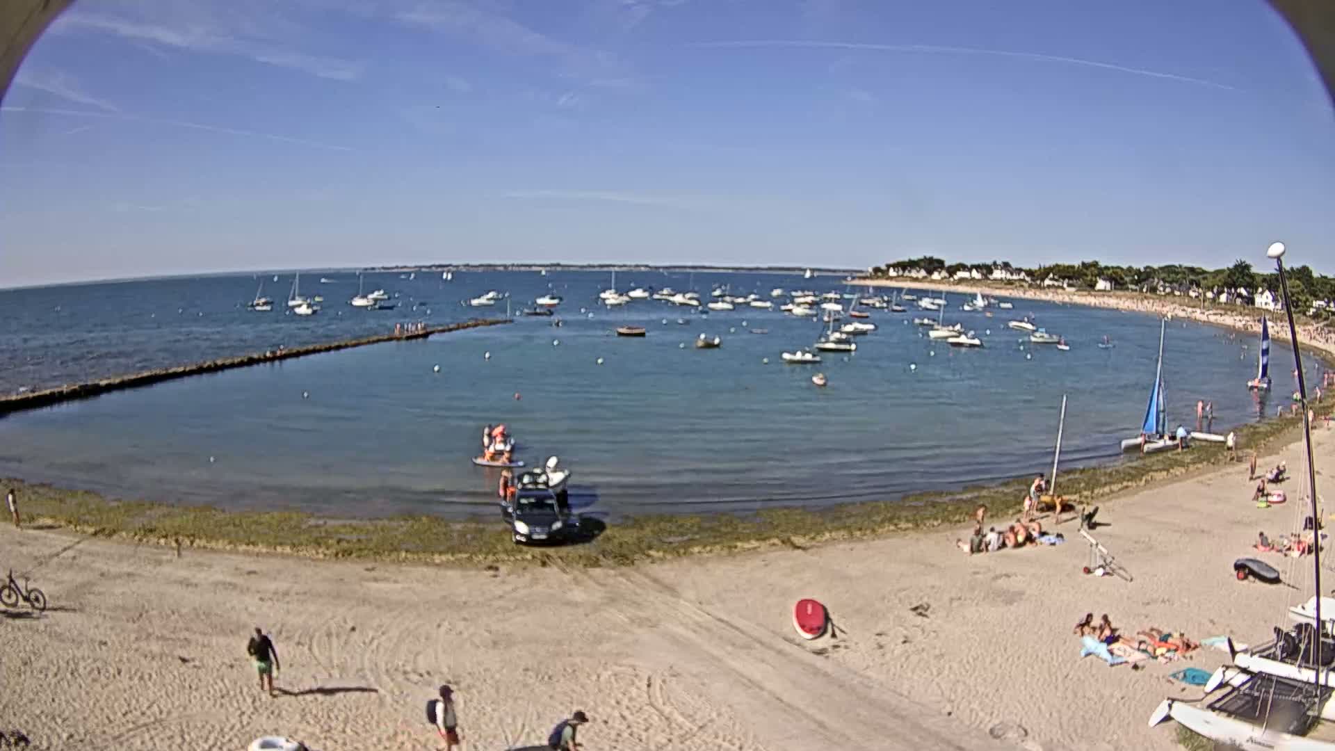  Mesquer , Plage de Lanseria Beach Live Cam - Saint-Nazaire, Loire-Atlantique, Pays de la Loire, France