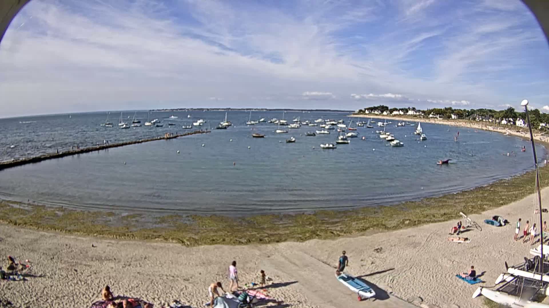  Mesquer , Plage de Lanseria Beach Live Cam - Saint-Nazaire, Loire-Atlantique, Pays de la Loire, France