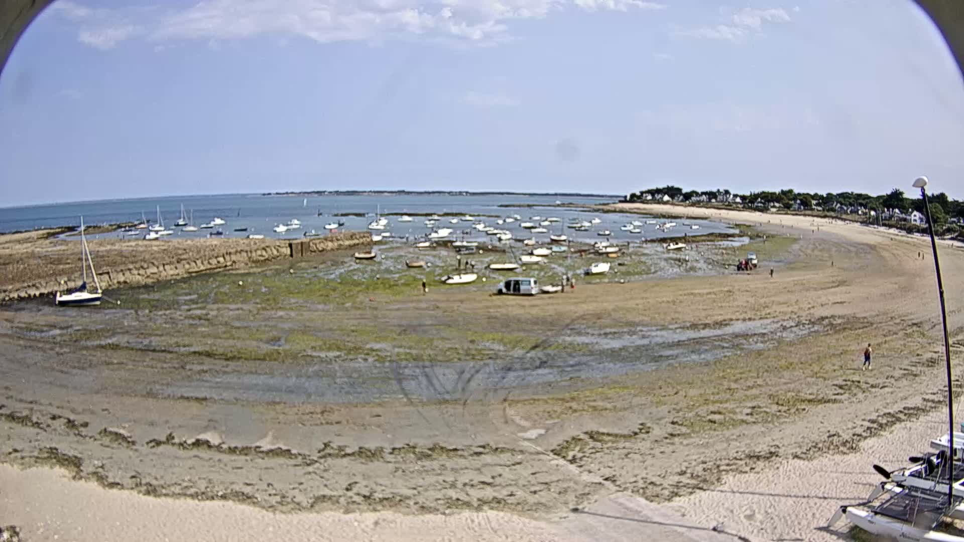  Mesquer , Plage de Lanseria Beach Live Cam - Saint-Nazaire, Loire-Atlantique, Pays de la Loire, France