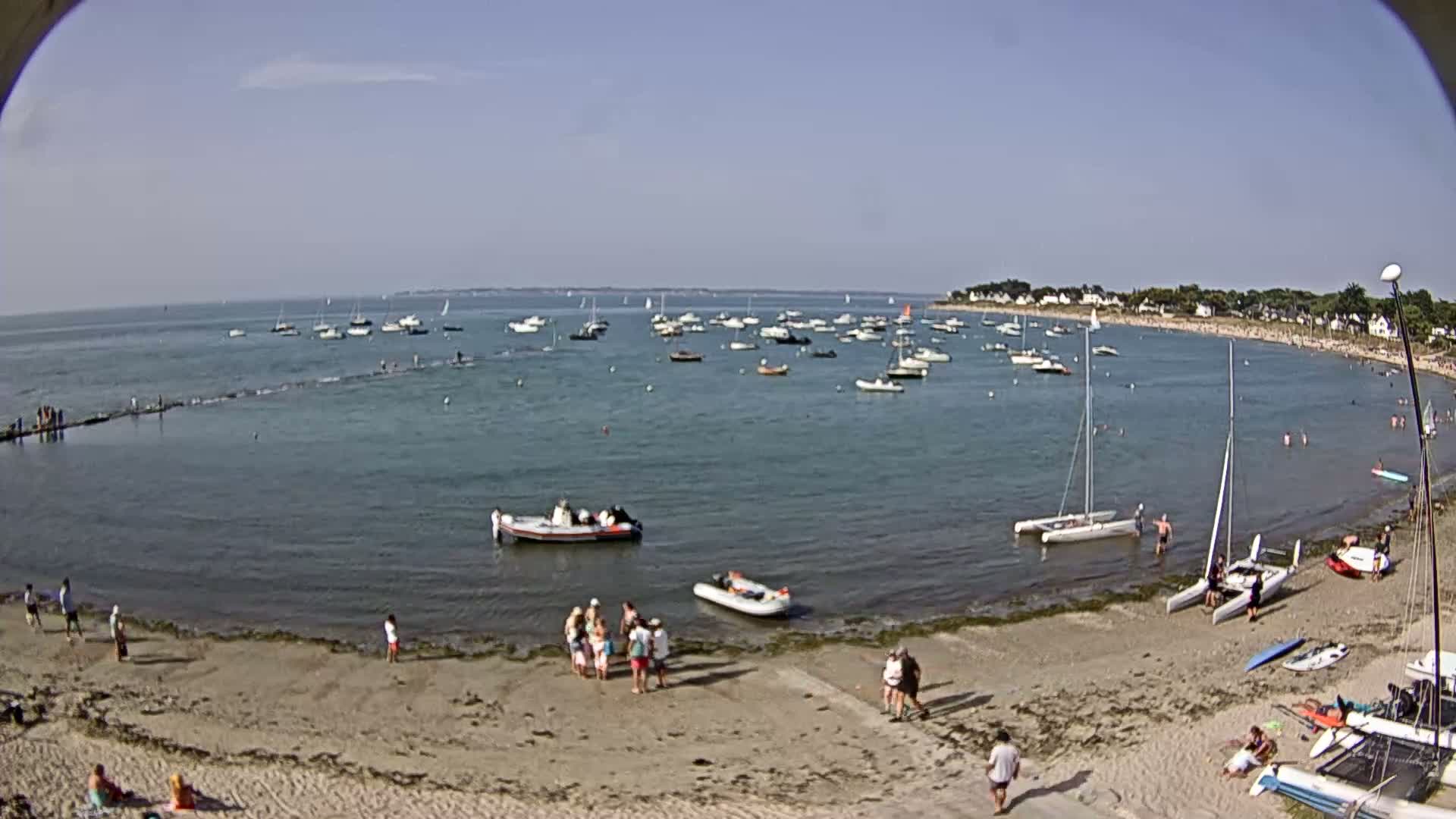  Mesquer , Plage de Lanseria Beach Live Cam - Saint-Nazaire, Loire-Atlantique, Pays de la Loire, France