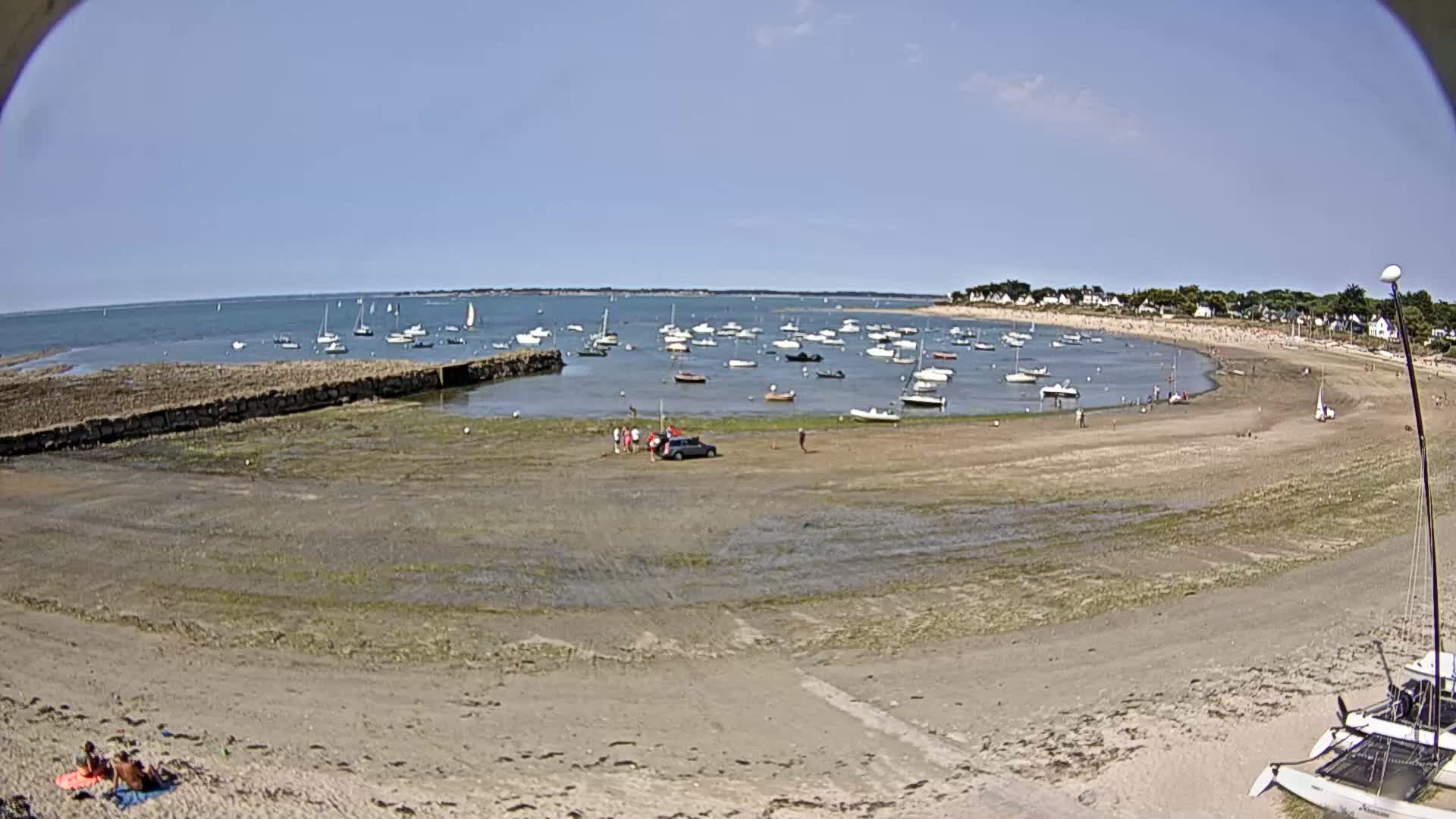  Mesquer , Plage de Lanseria Beach Live Cam - Saint-Nazaire, Loire-Atlantique, Pays de la Loire, France