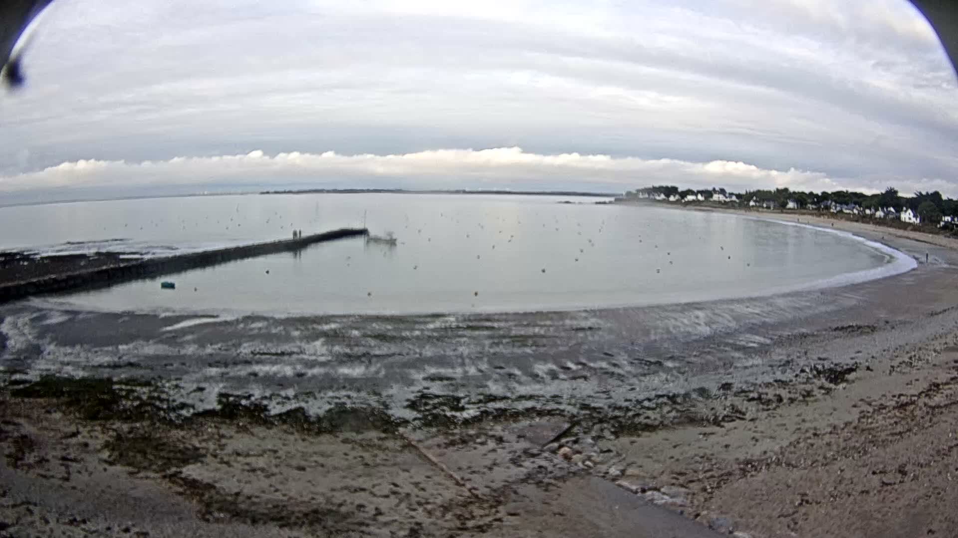 Mesquer , Plage de Lanseria Beach Live Cam - Saint-Nazaire, Loire-Atlantique, Pays de la Loire, France
