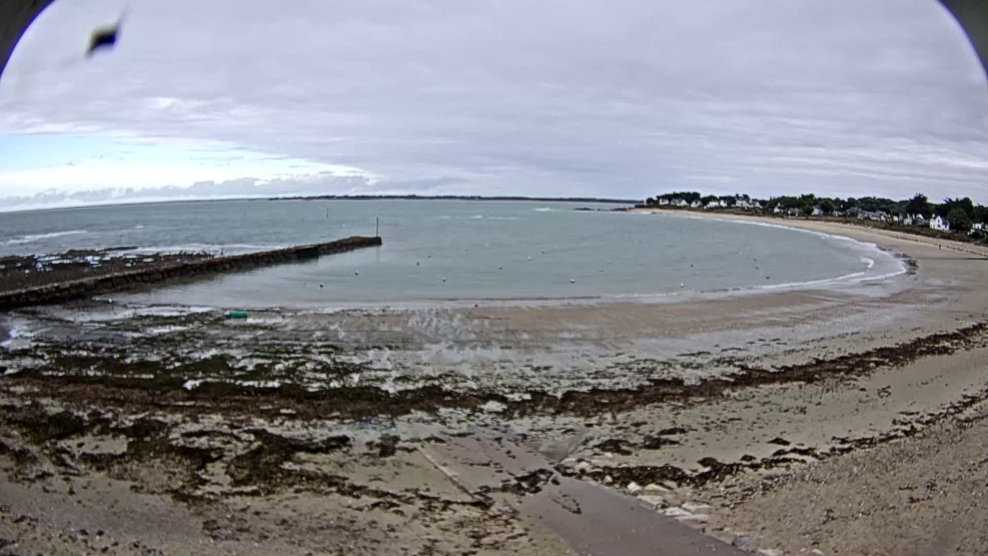  Mesquer , Plage de Lanseria Beach Live Cam - Saint-Nazaire, Loire-Atlantique, Pays de la Loire, France