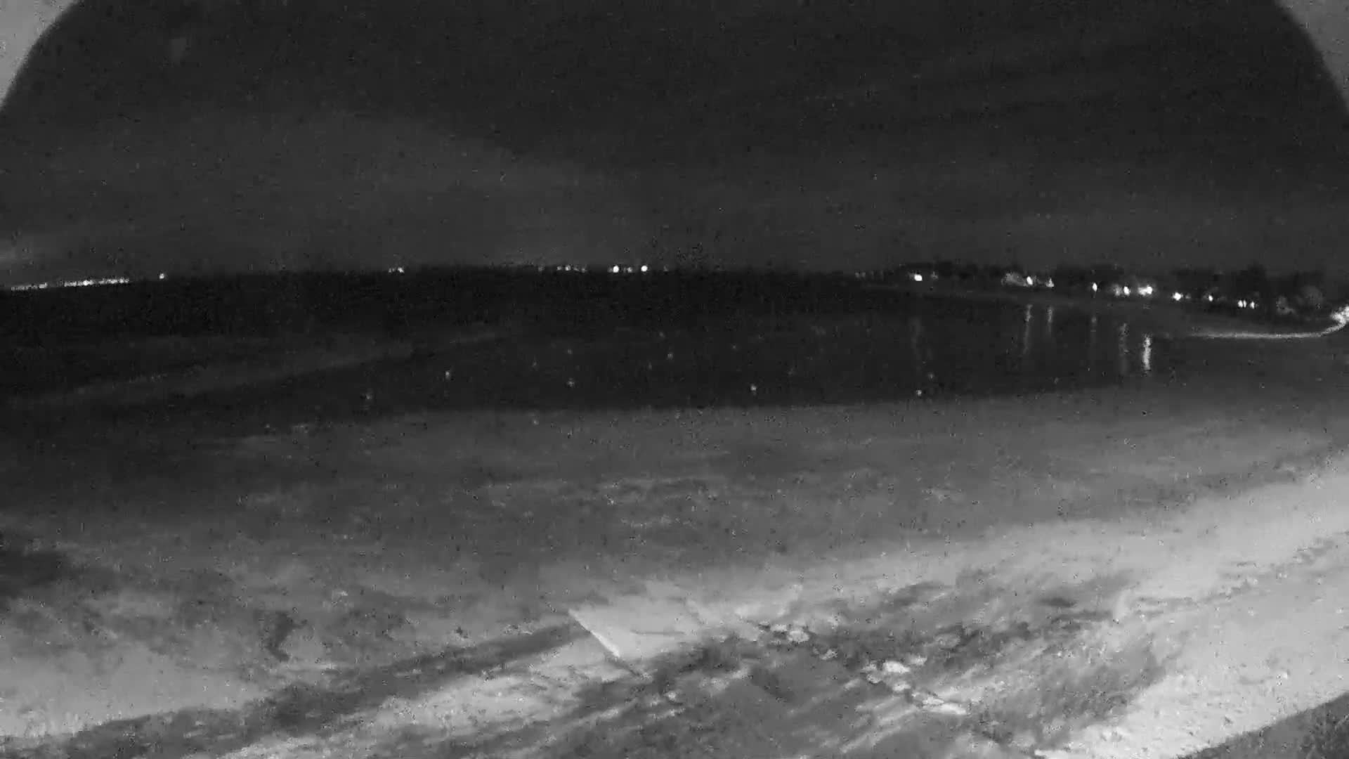  Mesquer , Plage de Lanseria Beach Live Cam - Saint-Nazaire, Loire-Atlantique, Pays de la Loire, France