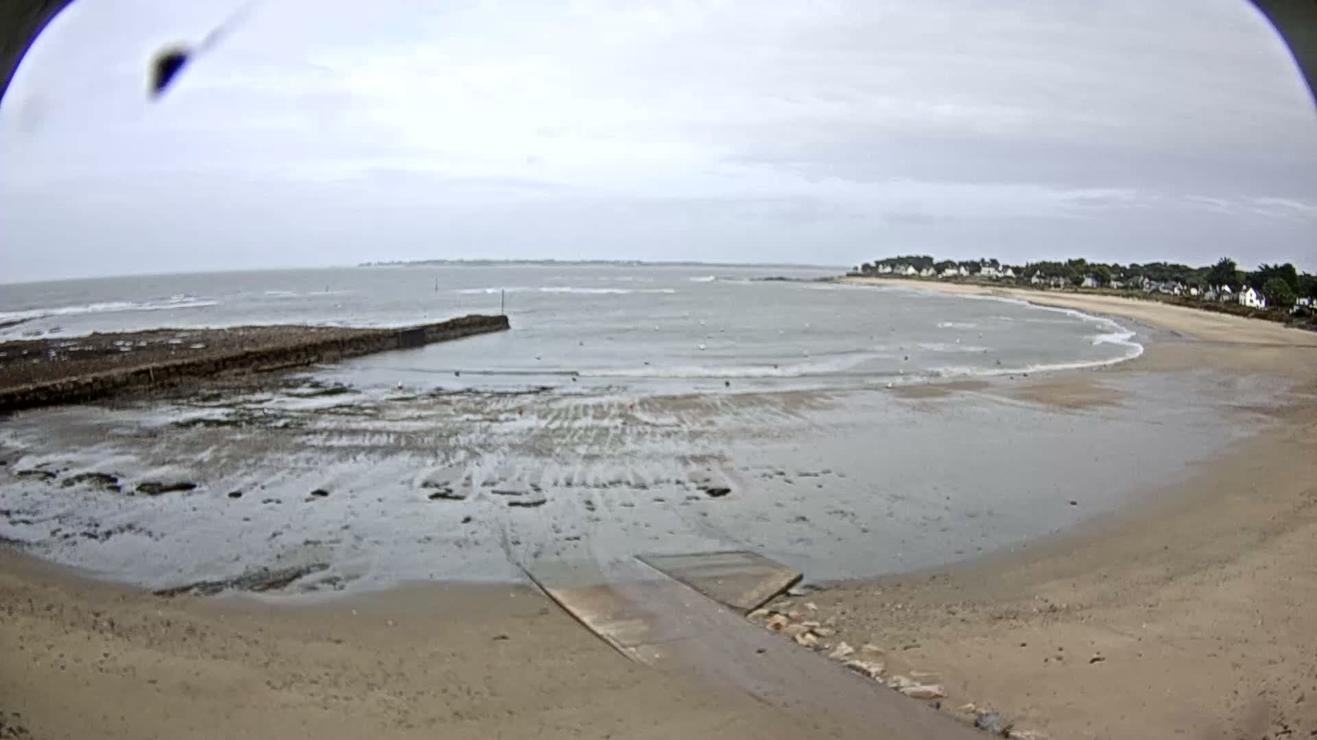  Mesquer , Plage de Lanseria Beach Live Cam - Saint-Nazaire, Loire-Atlantique, Pays de la Loire, France