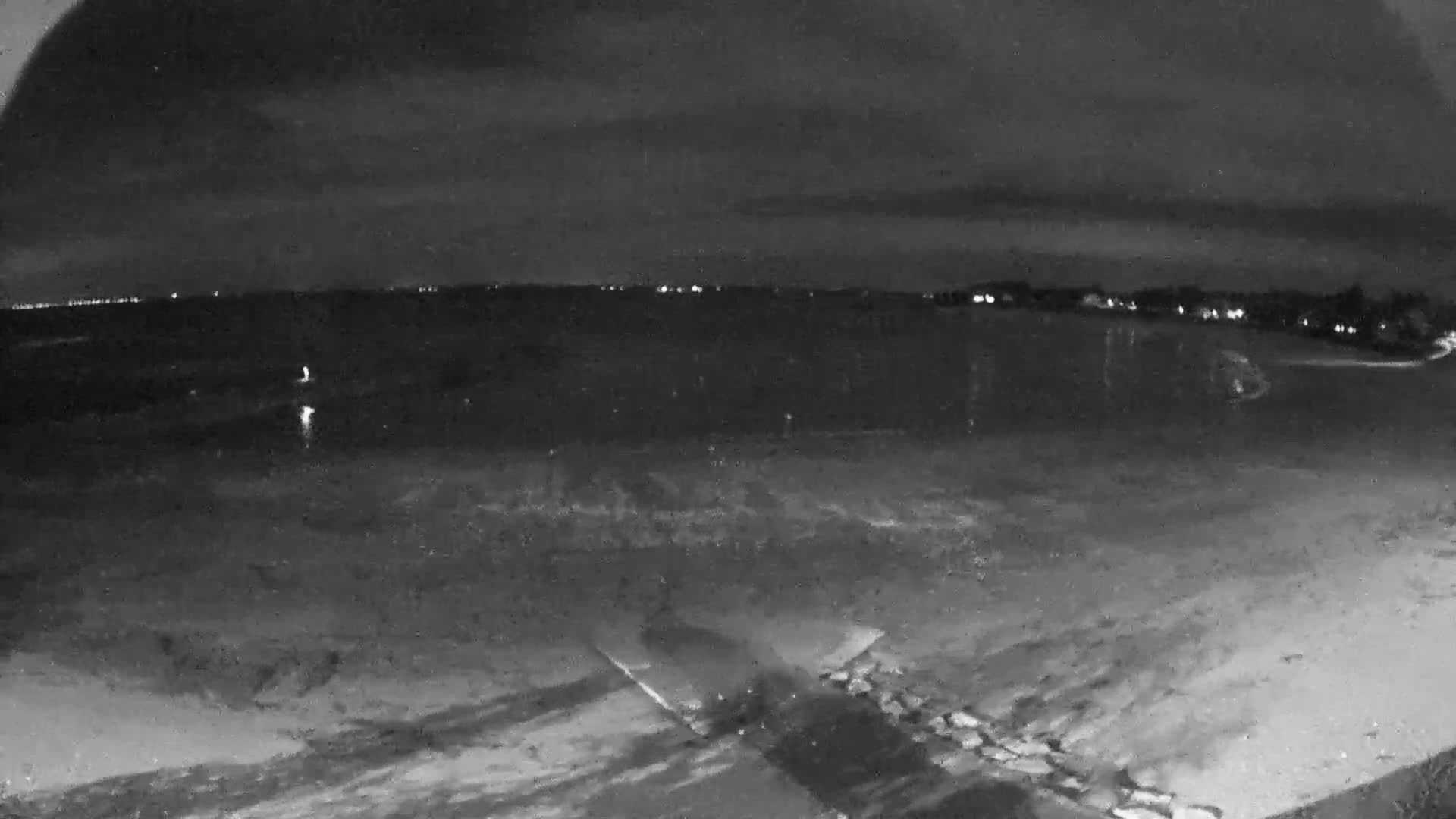  Mesquer , Plage de Lanseria Beach Live Cam - Saint-Nazaire, Loire-Atlantique, Pays de la Loire, France