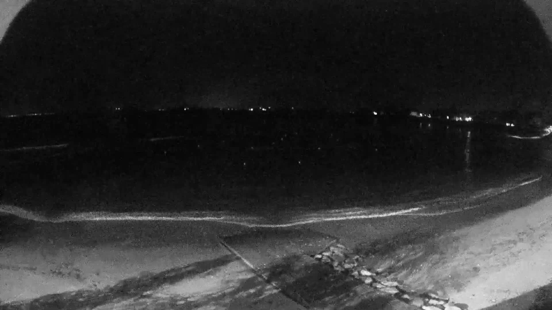  Mesquer , Plage de Lanseria Beach Live Cam - Saint-Nazaire, Loire-Atlantique, Pays de la Loire, France