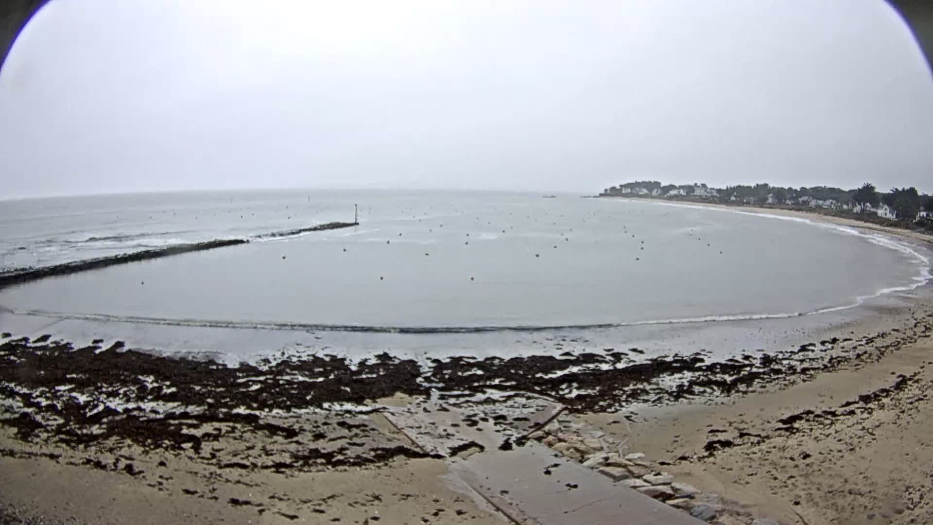  Mesquer , Plage de Lanseria Beach Live Cam - Saint-Nazaire, Loire-Atlantique, Pays de la Loire, France