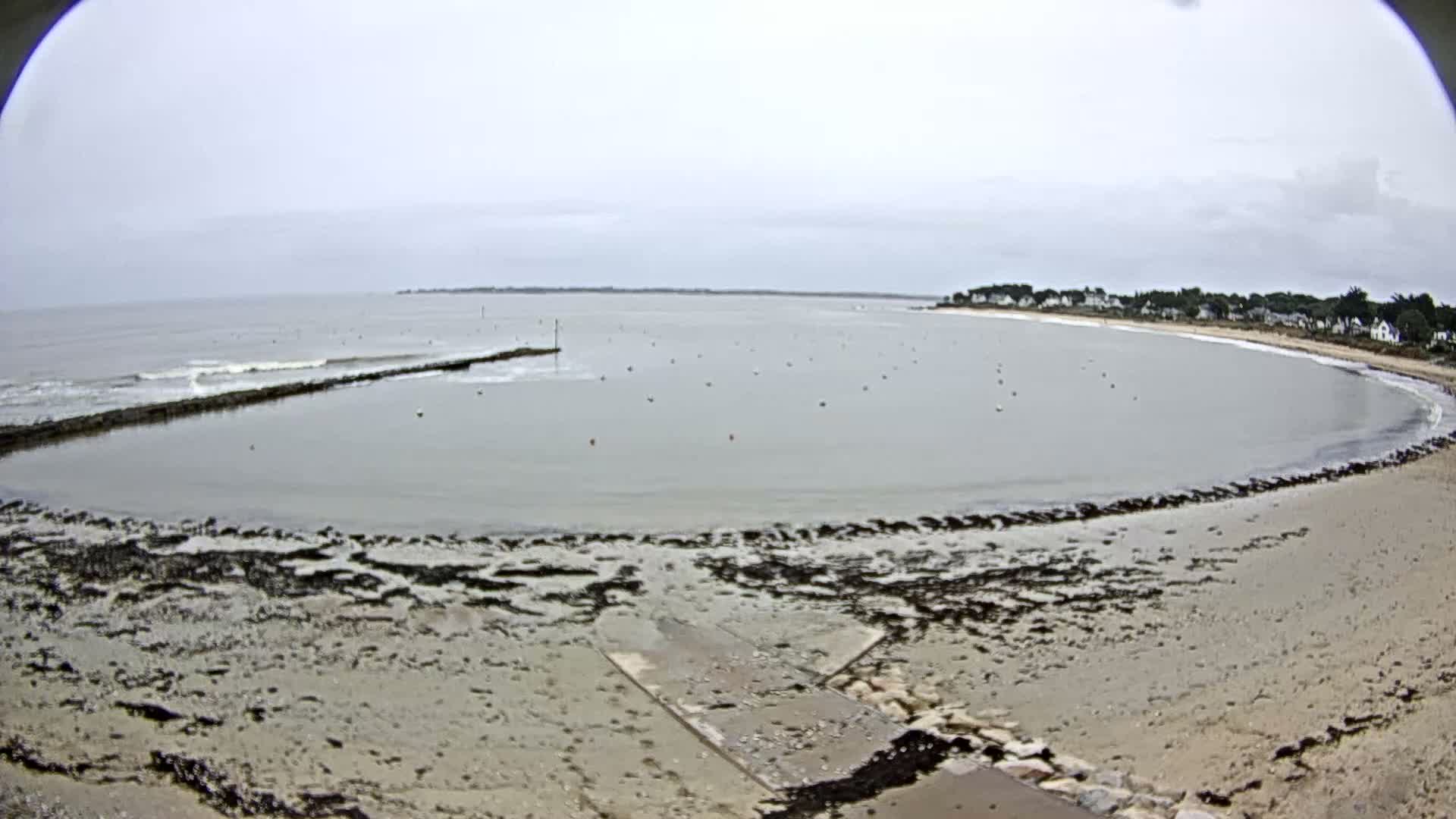 Mesquer , Plage de Lanseria Beach Live Cam - Saint-Nazaire, Loire-Atlantique, Pays de la Loire, France