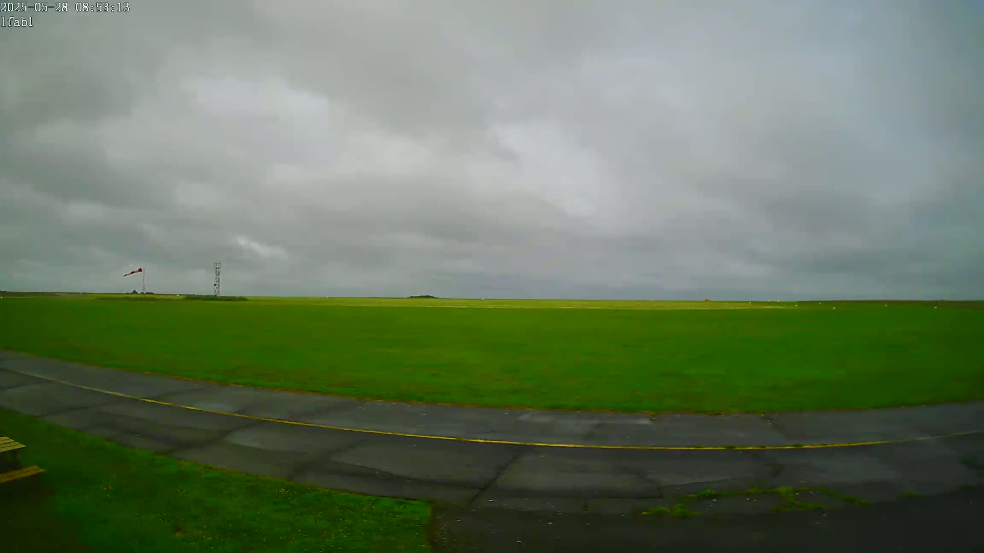 Dieppe Saint Aubin Airport Aérodrome Skyline Live Cam DPE/LFAB- Dieppe, Seine-Maritime, Normandie, France