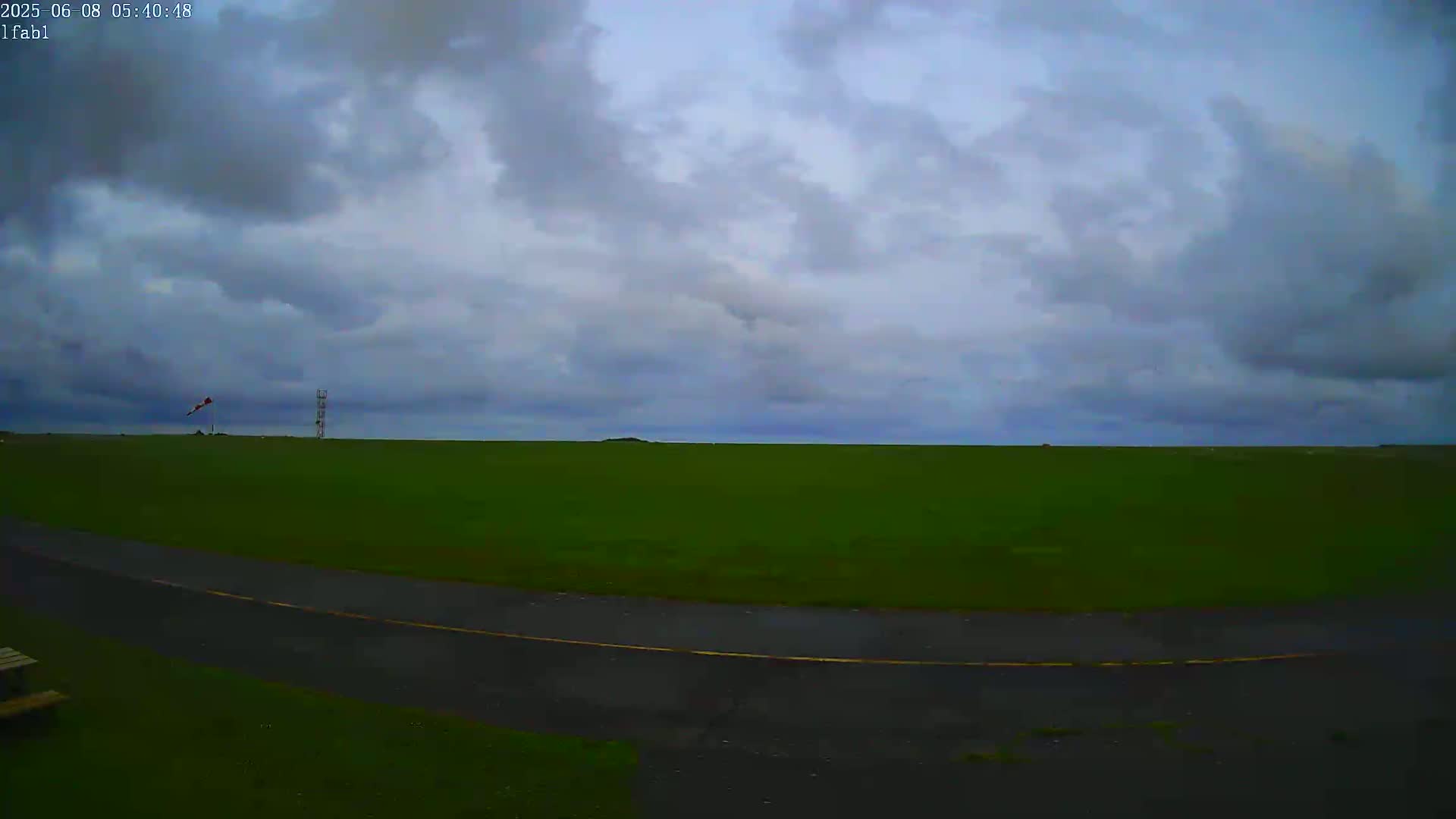 Dieppe Saint Aubin Airport Aérodrome Skyline Live Cam DPE/LFAB- Dieppe, Seine-Maritime, Normandie, France