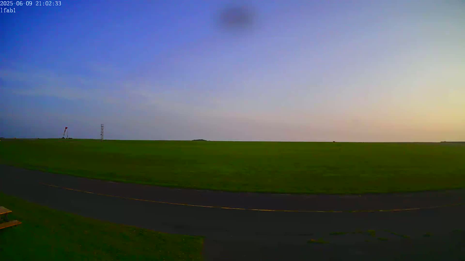 Dieppe Saint Aubin Airport Aérodrome Skyline Live Cam DPE/LFAB- Dieppe, Seine-Maritime, Normandie, France