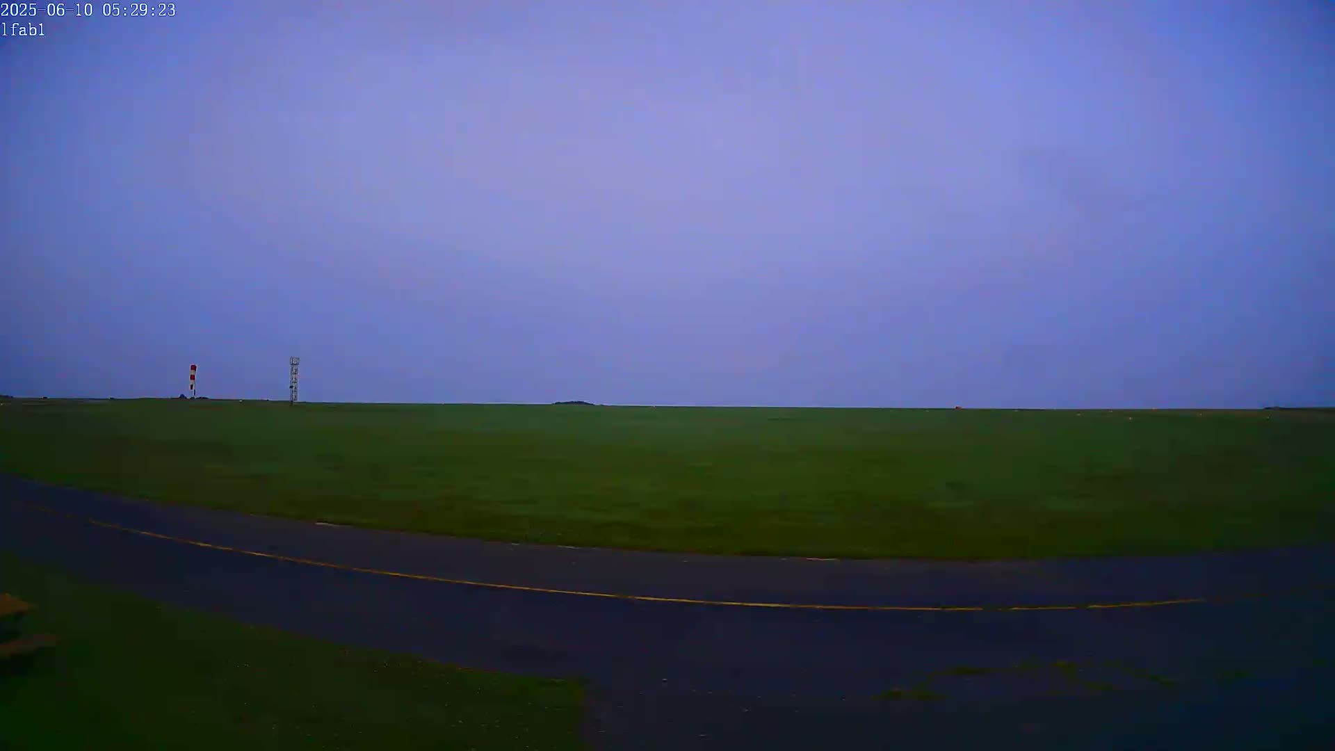 Dieppe Saint Aubin Airport Aérodrome Skyline Live Cam DPE/LFAB- Dieppe, Seine-Maritime, Normandie, France