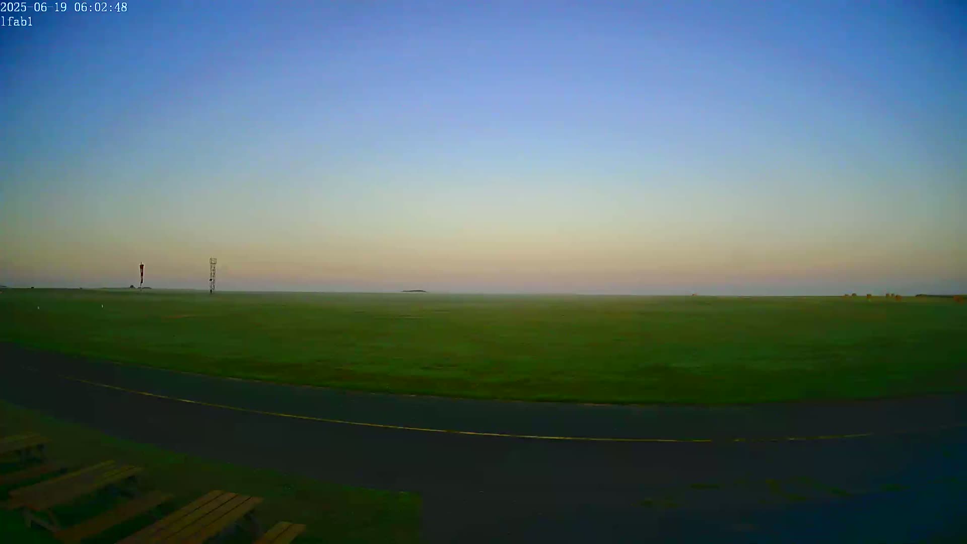 Dieppe Saint Aubin Airport Aérodrome Skyline Live Cam DPE/LFAB- Dieppe, Seine-Maritime, Normandie, France