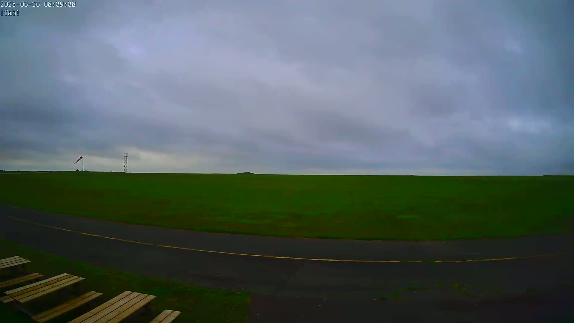 Dieppe Saint Aubin Airport Aérodrome Skyline Live Cam DPE/LFAB- Dieppe, Seine-Maritime, Normandie, France