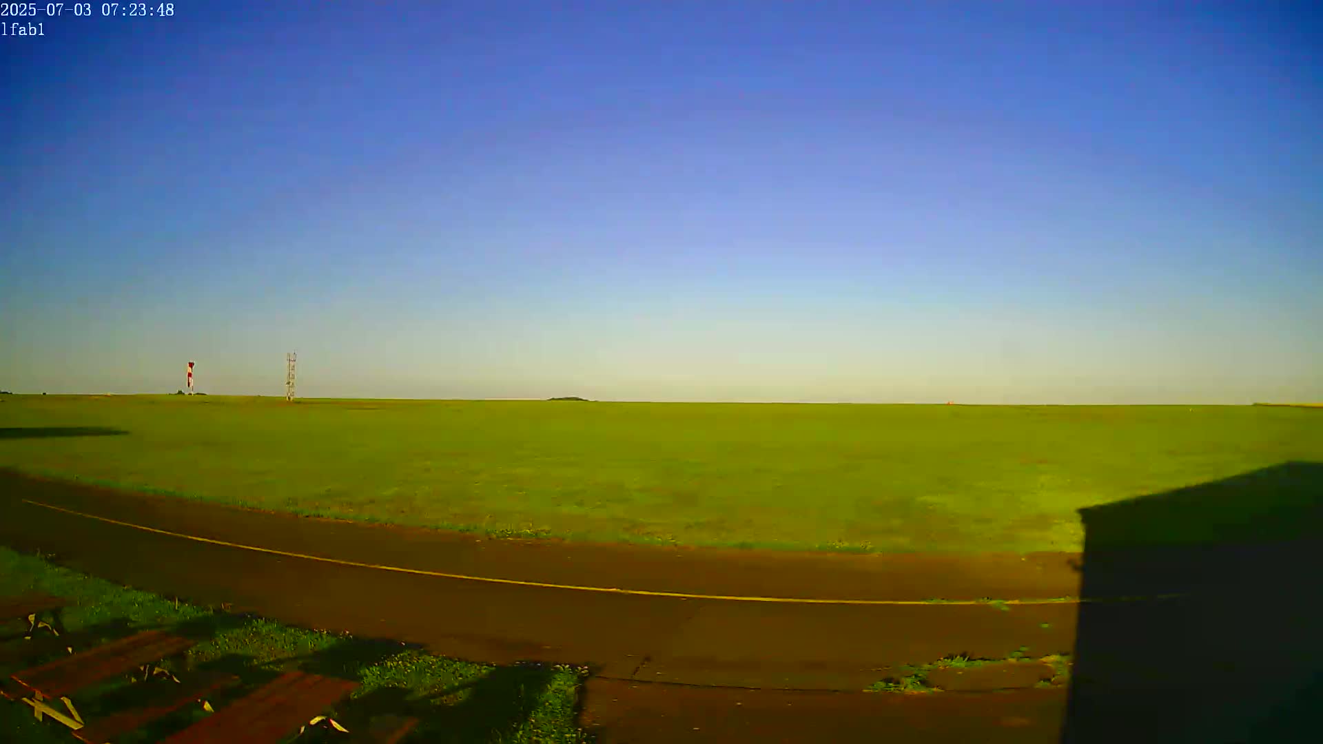 Dieppe Saint Aubin Airport Aérodrome Skyline Live Cam DPE/LFAB- Dieppe, Seine-Maritime, Normandie, France