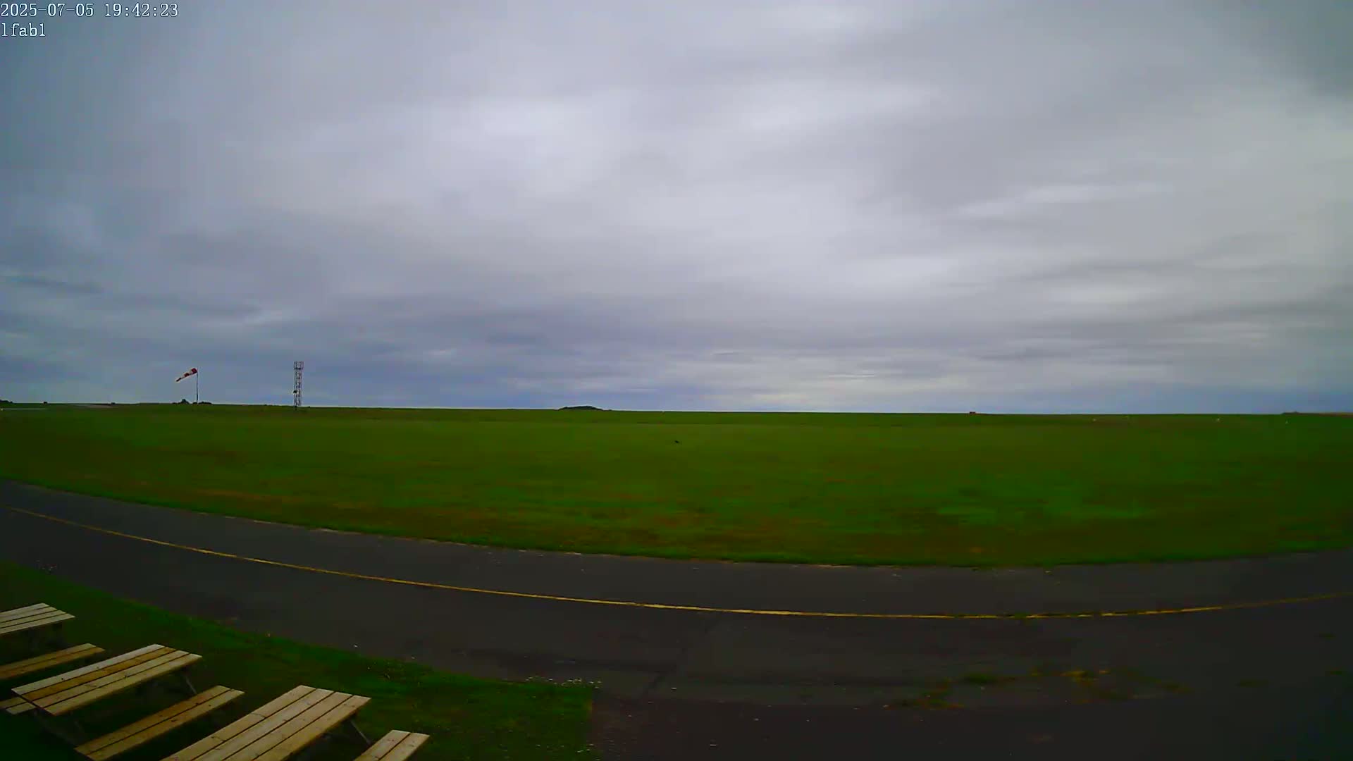 Dieppe Saint Aubin Airport Aérodrome Skyline Live Cam DPE/LFAB- Dieppe, Seine-Maritime, Normandie, France