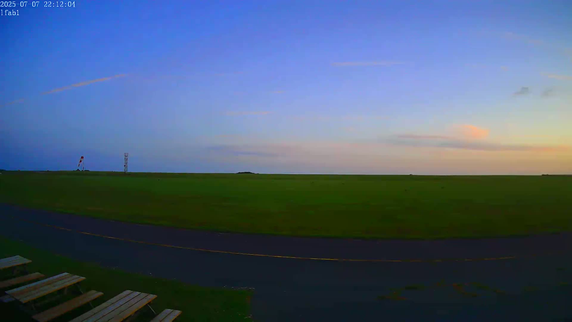 Dieppe Saint Aubin Airport Aérodrome Skyline Live Cam DPE/LFAB- Dieppe, Seine-Maritime, Normandie, France