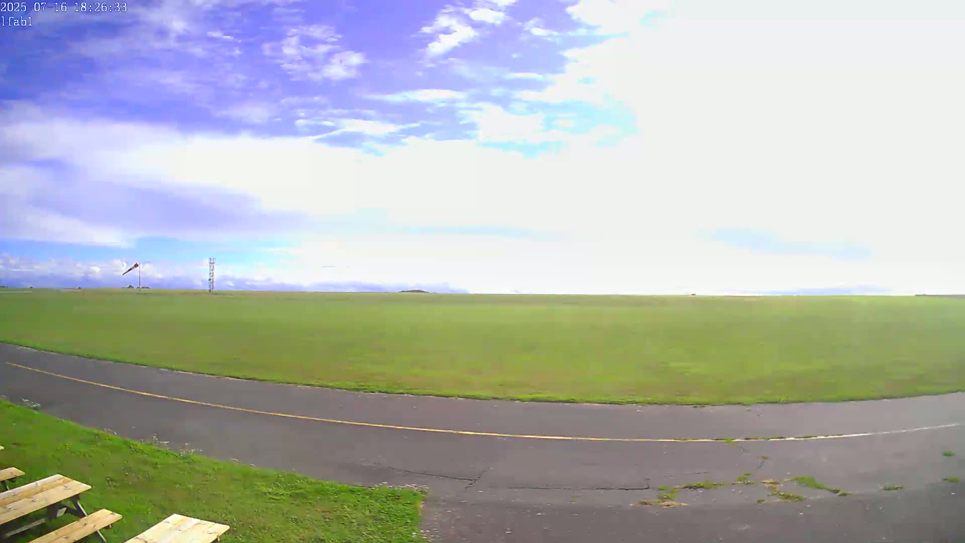 Dieppe Saint Aubin Airport Aérodrome Skyline Live Cam DPE/LFAB- Dieppe, Seine-Maritime, Normandie, France