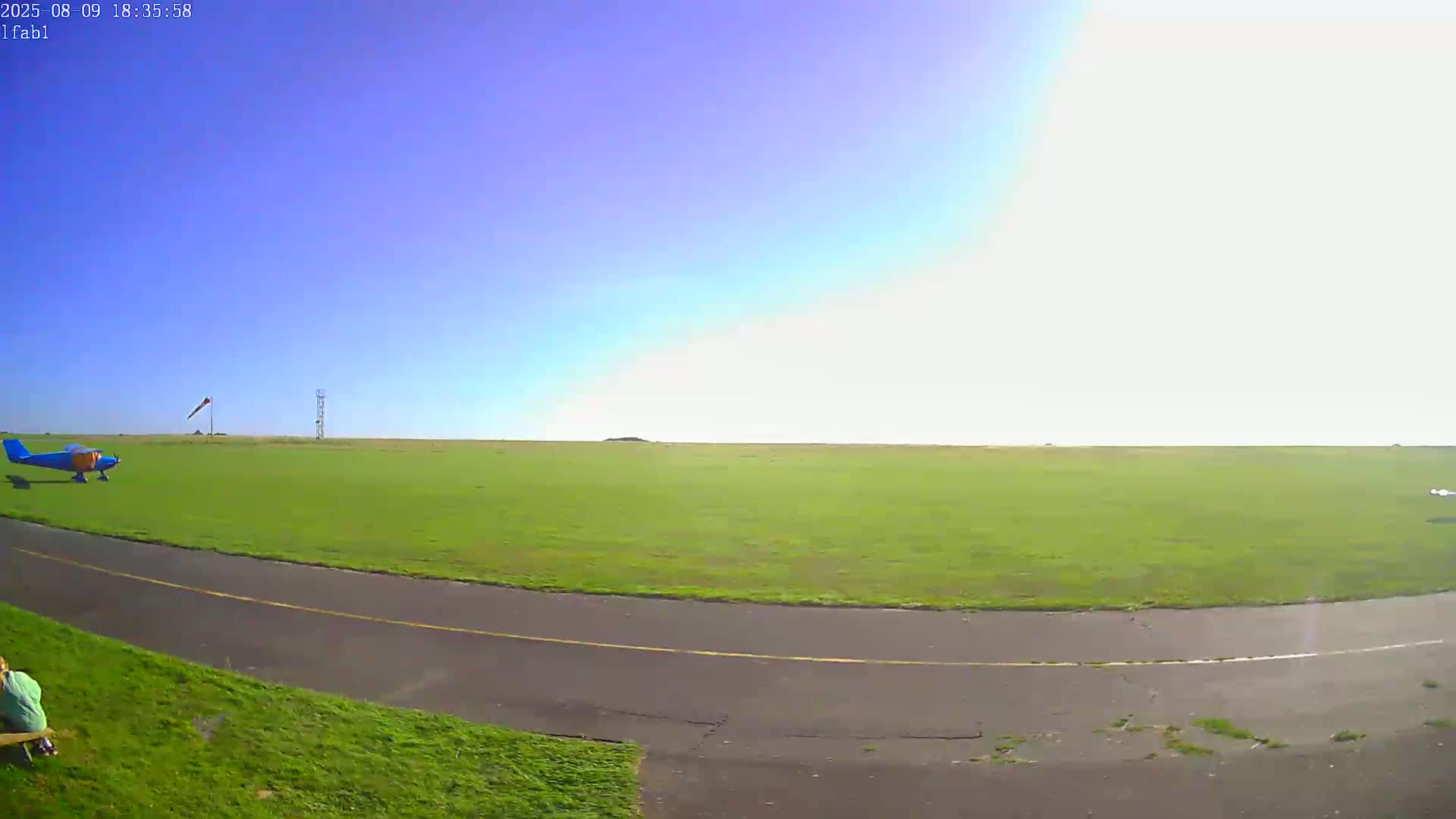 Dieppe Saint Aubin Airport Aérodrome Skyline Live Cam DPE/LFAB- Dieppe, Seine-Maritime, Normandie, France